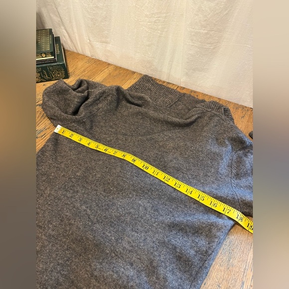 🩶 REPEAT - gray Ruffled Cardigan - Size S (38) - Picture 11 of 12